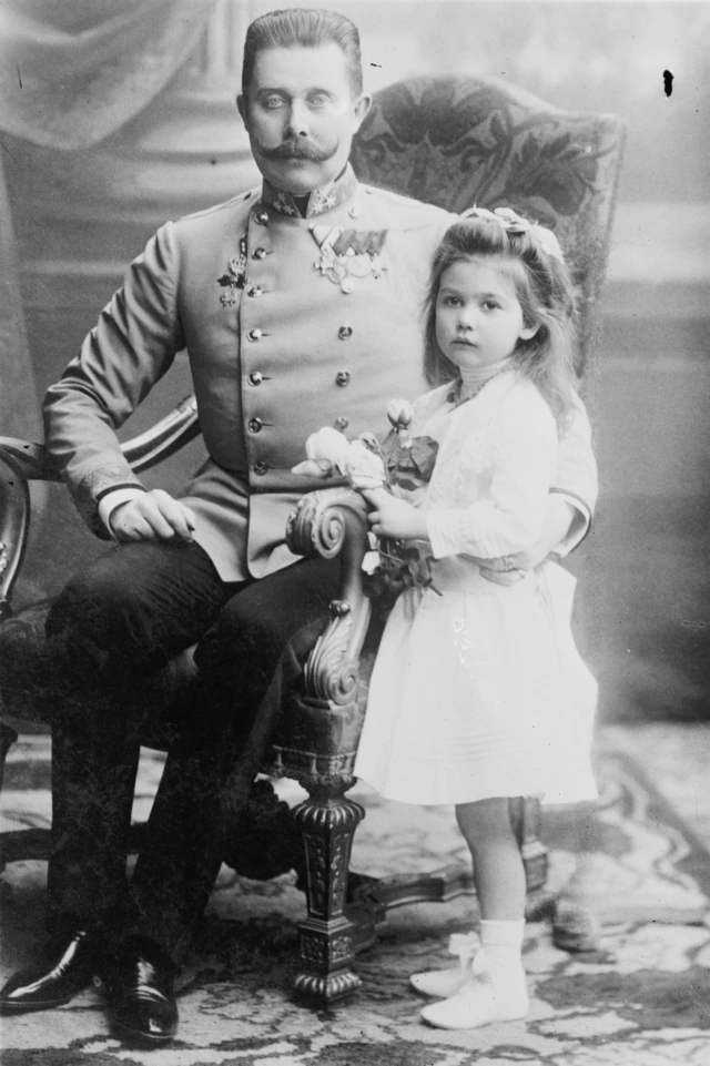 Der Thronfolger mit seiner Tochter Sophie