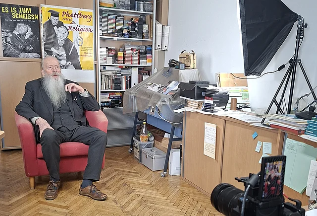 Christian Schreibmüller beim Interview in der Österreichischen Mediathek, 2025
