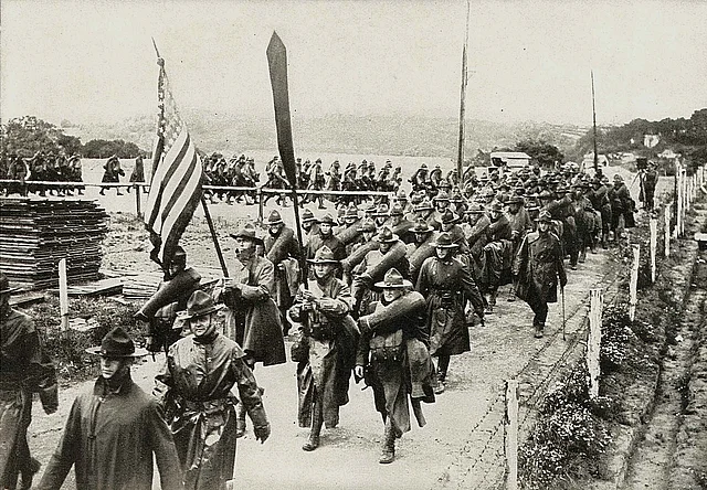 US-Infanterie am Marsch.