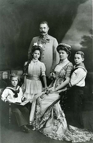Der Thronfolger Erzherzog Ferdiand und seine Familie