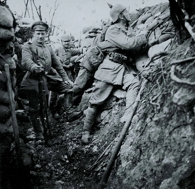 Deutscher Schützengraben Flandern 1915