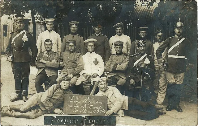 Deutsche Soldaten zu Pfingsten 1914
