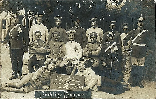 Deutsche Soldaten zu Pfingsten 1914