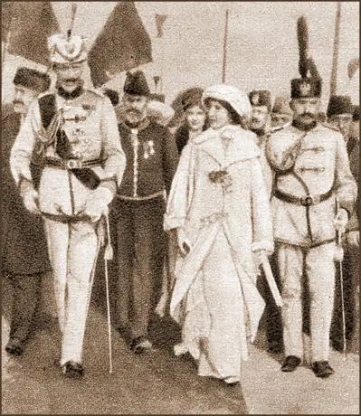 Ein neuer Staat: Albanien Prinz Wilhelm von Wied trifft in Durazzo ein: der neue – kurzzeitige – Herrscher eines neuen Staates. 