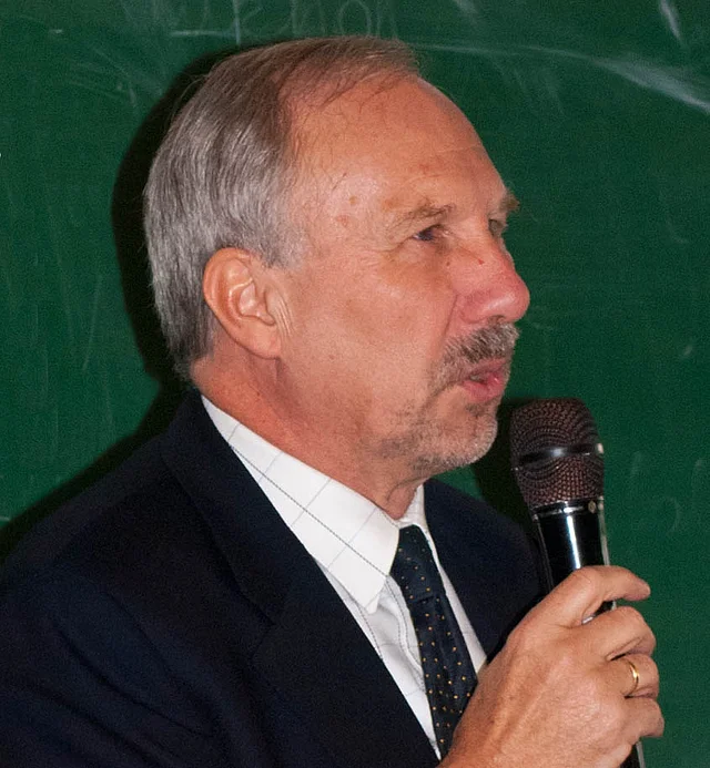 Ewald Nowotny