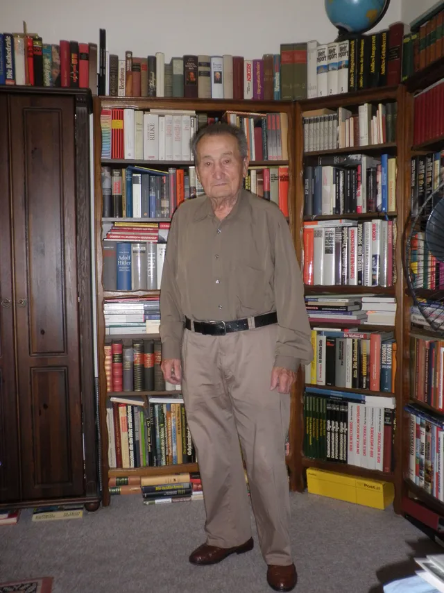 <p>Friedrich Zawrel beim Interview, 2010</p>