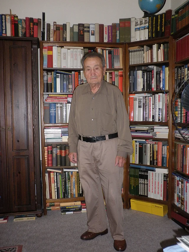<p>Friedrich Zawrel beim Interview, 2010</p>