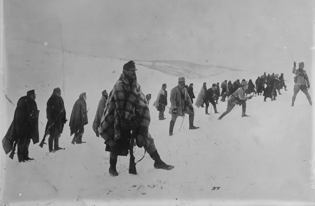 Österreich-ungarische Infanterie im Karpatenwinter