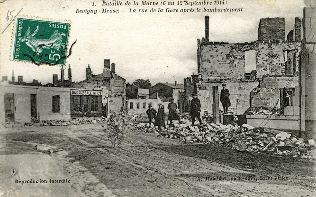 Zerstörte Ortschaft in Frankreich 1914