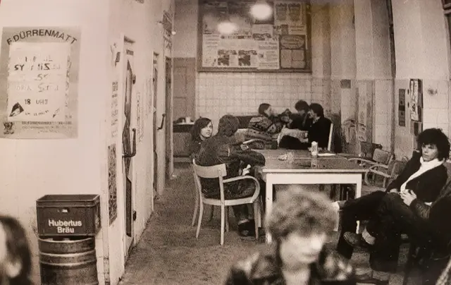 Aufnahme aus dem autonomen Kultur- und Kommunikationszentrum Gassergasse (GAGA), 1981-1983