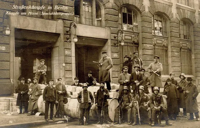Spartakisten in Berlin - Jänner 1919