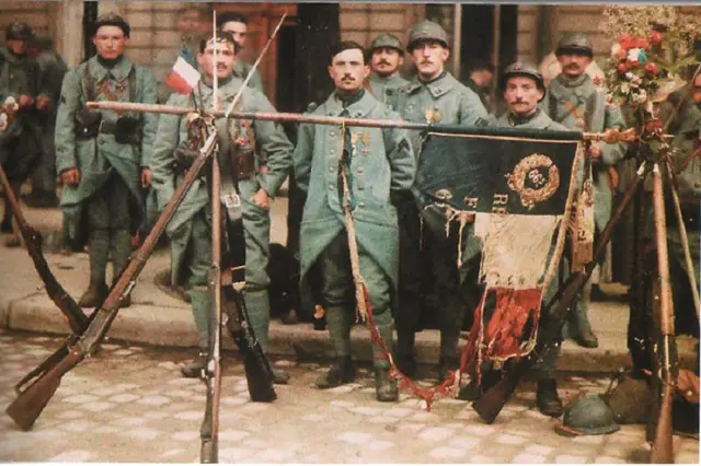 Französische Regimentsfahne 1918.