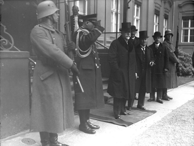 Bundeskanzler Johann Schober in Berlin 1931