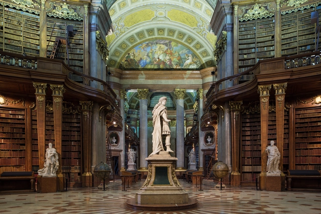 Fotografie des Prunksaals der Österreichischen Nationalbibliothek