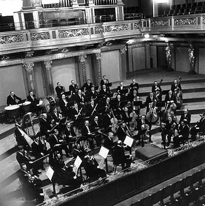 Das Orchester auf der Bühne