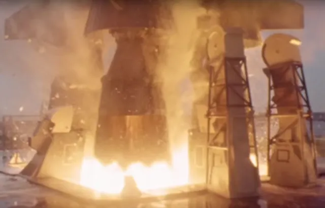 Apollo 11 - Start der Saturn-Triebwerke