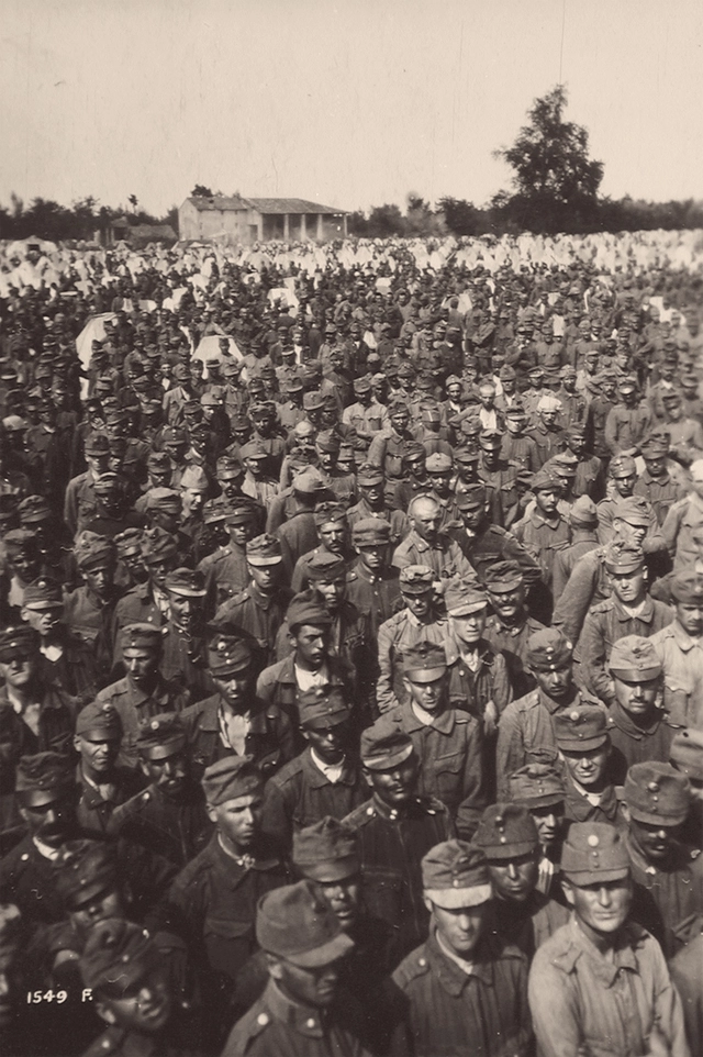 Österreich-ungarische Kriegsgefangene nach der Schlacht von Vittorio Veneto