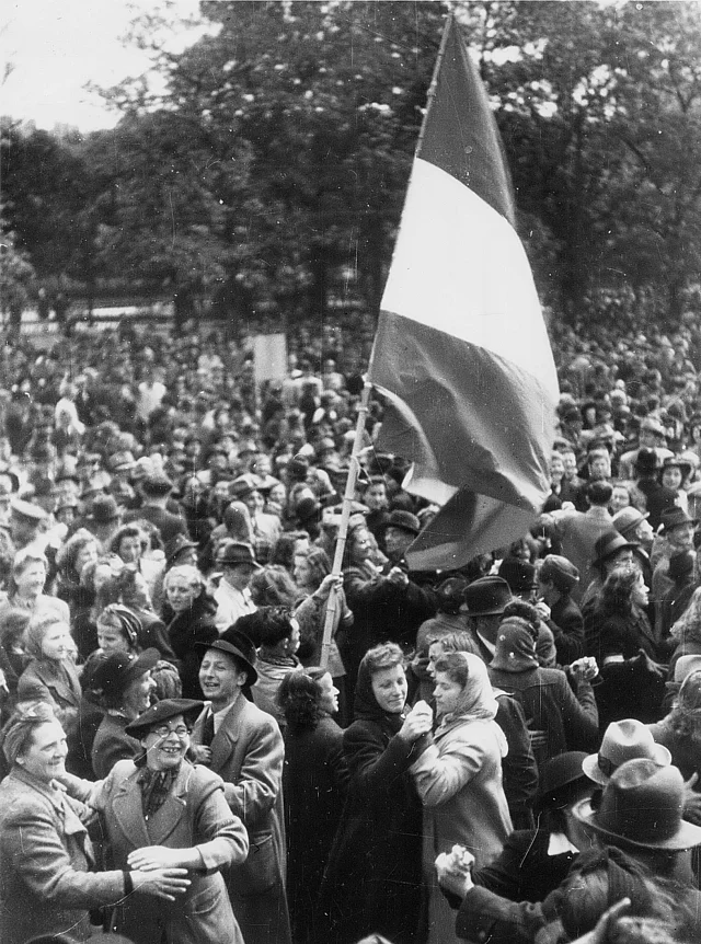 <p>Národní uvědomění</p>