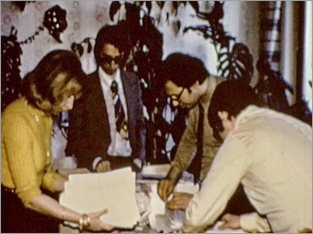 Schnappschuss der Teamsitzung beim Interviewprojekt "Ottenschlag", 1974