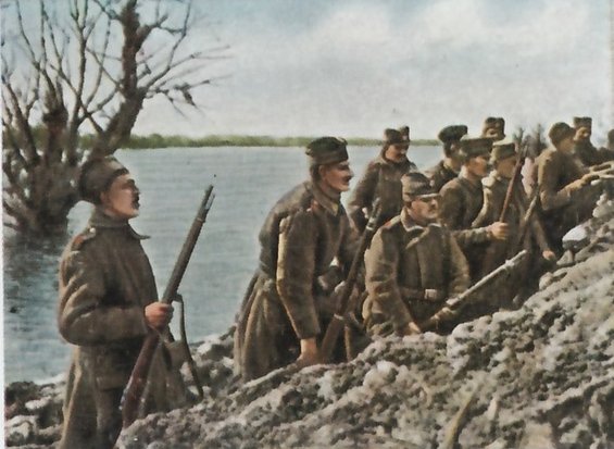 Serbische Soldaten auf der Ada Ciganlija