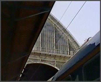 Videobeispiel 3: Bahnhof Keleti, 1993